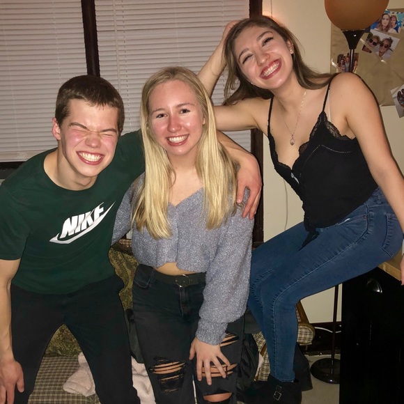 Meet your Posher, Ang🖤 - Picture 11 of 12